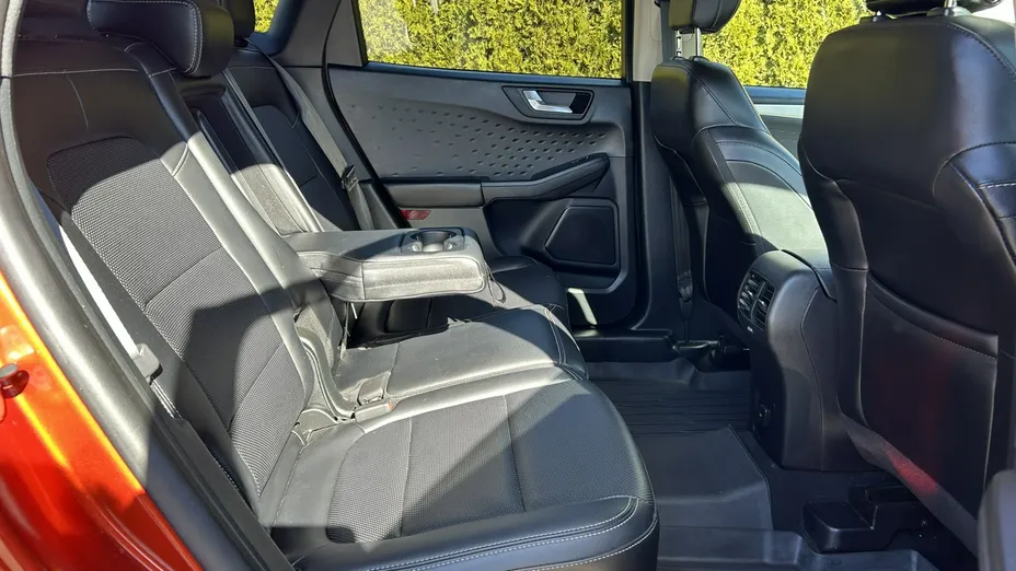 FORD Escape -