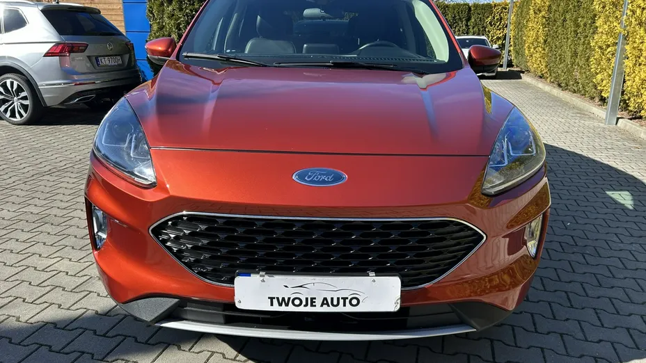 FORD Escape -