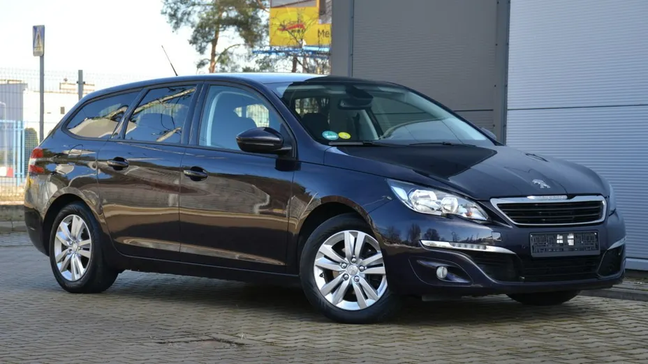 PEUGEOT 308 -