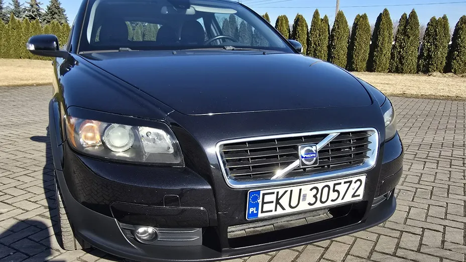 VOLVO C30 -