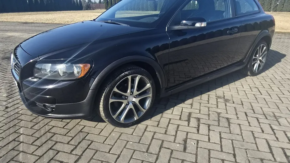 VOLVO C30 -