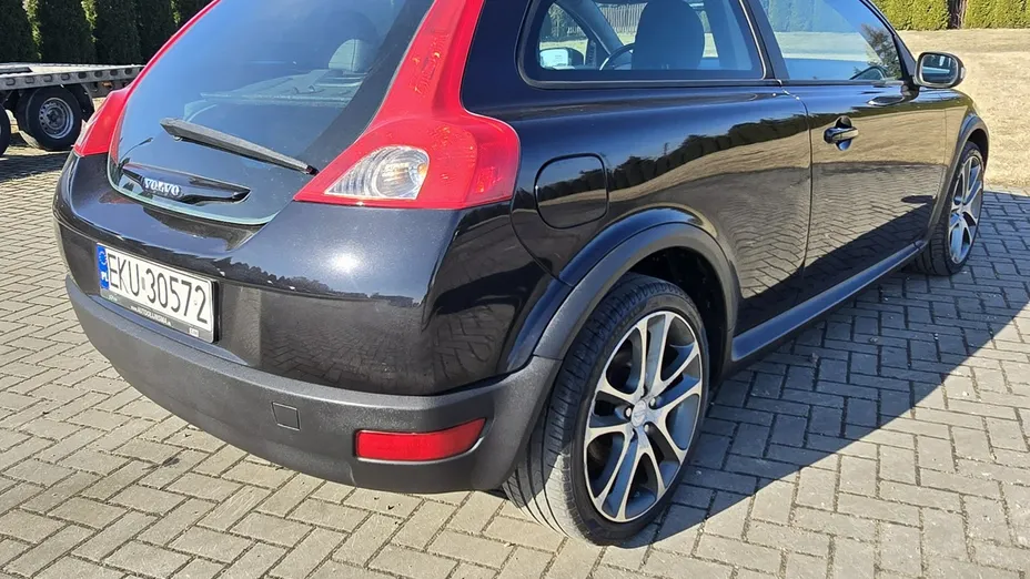 VOLVO C30 -