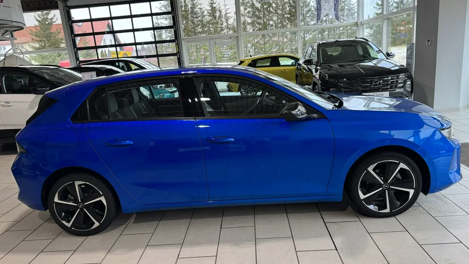 OPEL Astra -