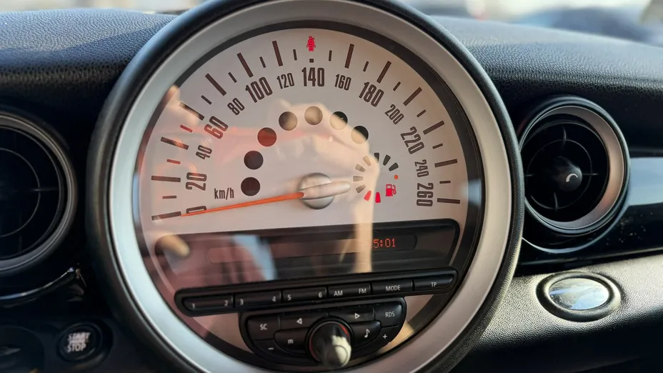 MINI Cooper -