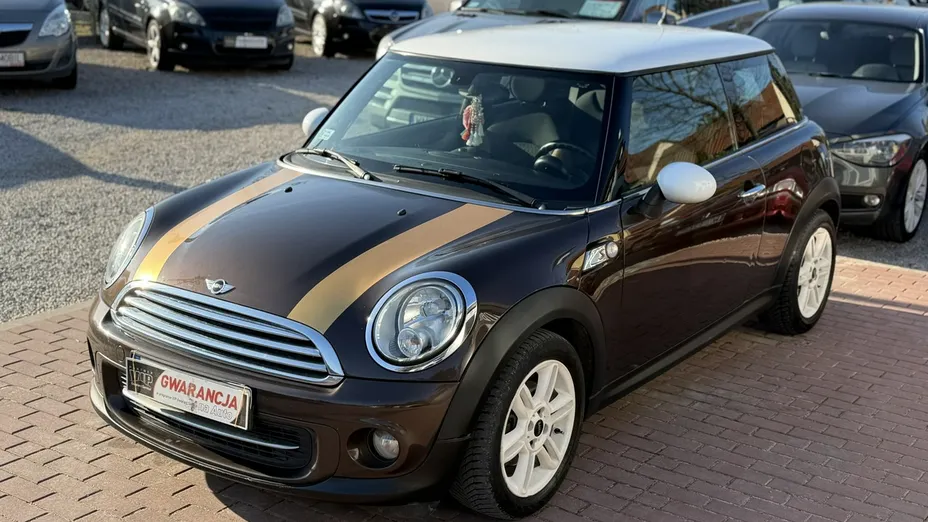 MINI Cooper -