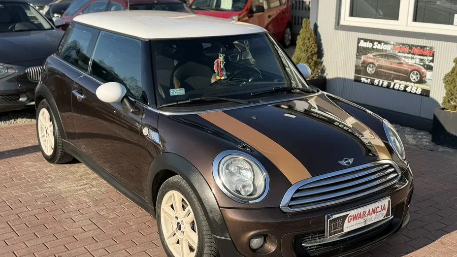 MINI Cooper -