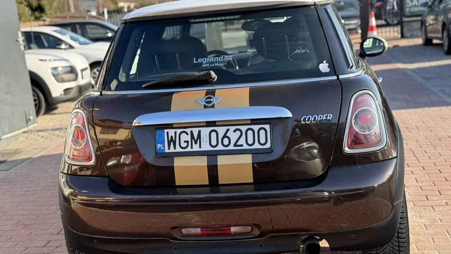 MINI Cooper -