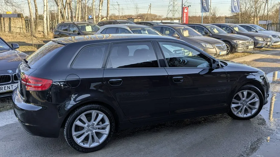 AUDI A3 -