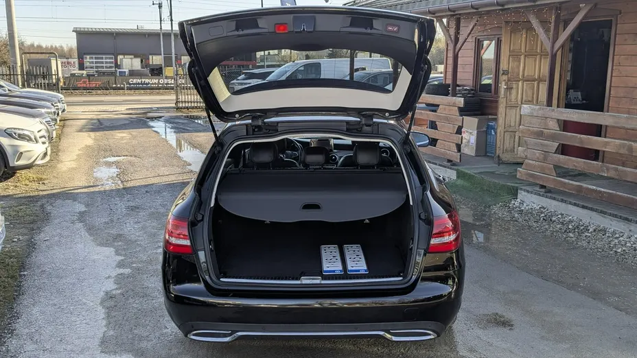 MERCEDES-BENZ C Klasa -