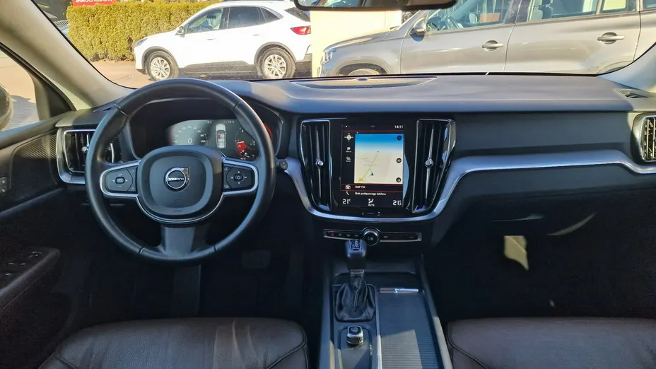 VOLVO V60 -