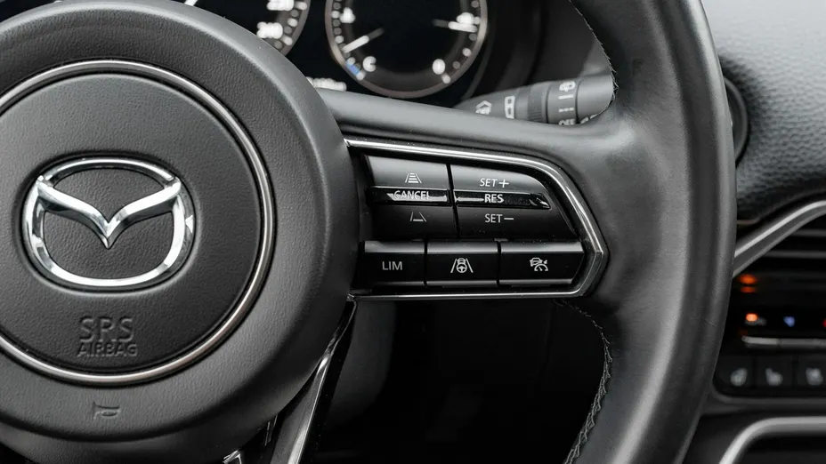 MAZDA CX-60 -