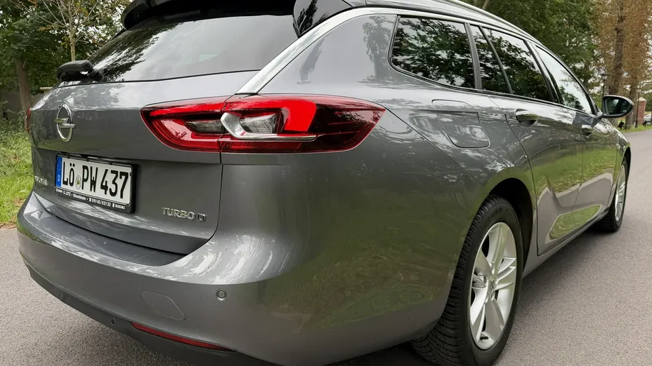 OPEL Insignia -