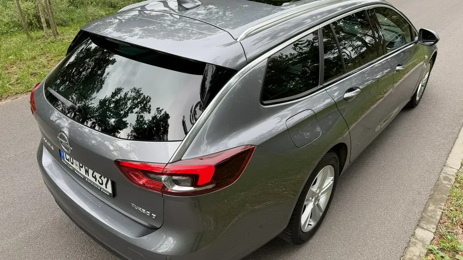 OPEL Insignia -