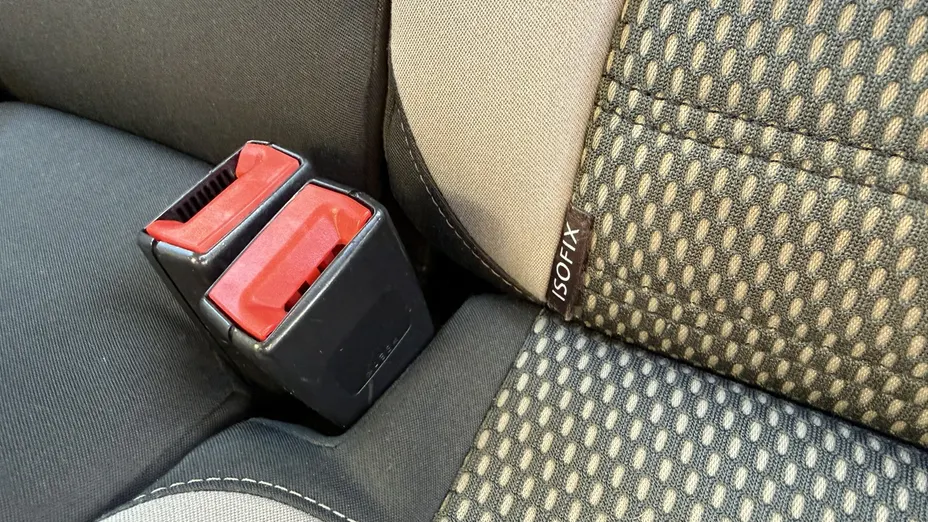 VOLKSWAGEN Polo -