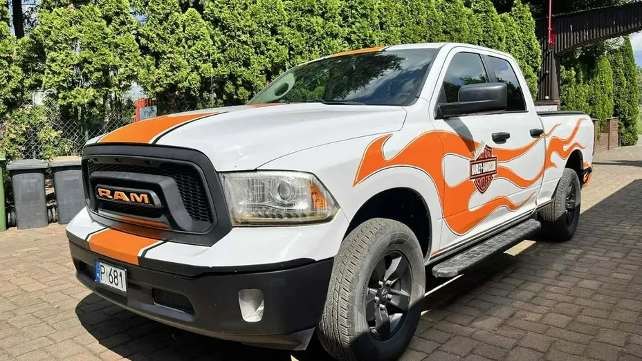 DODGE RAM -
