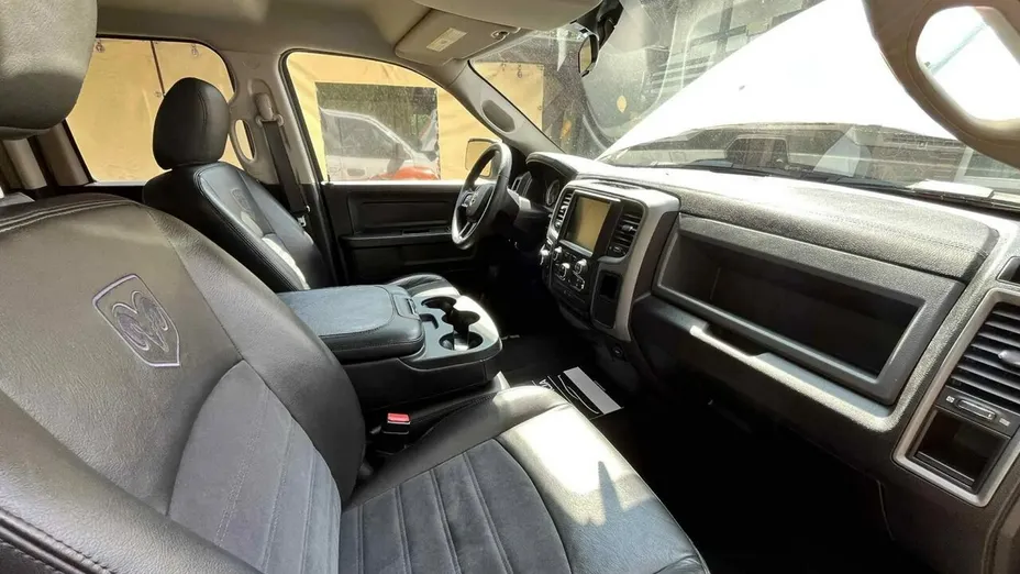 DODGE RAM -