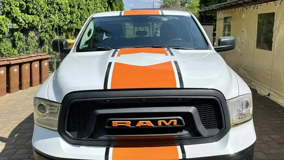 DODGE RAM -