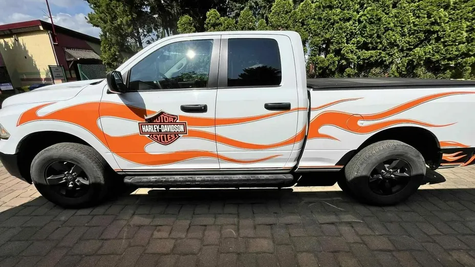 DODGE RAM -