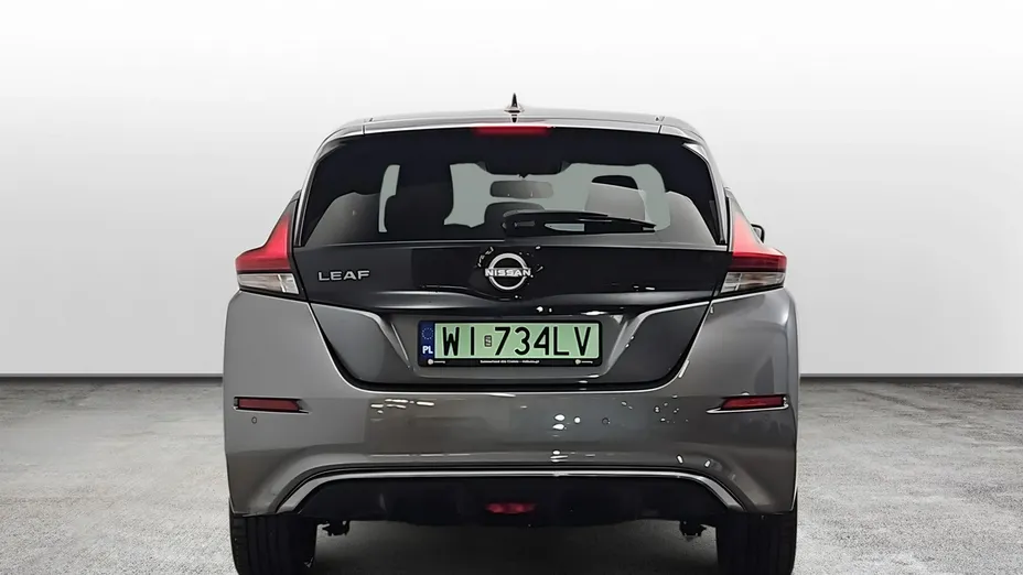 NISSAN Leaf -