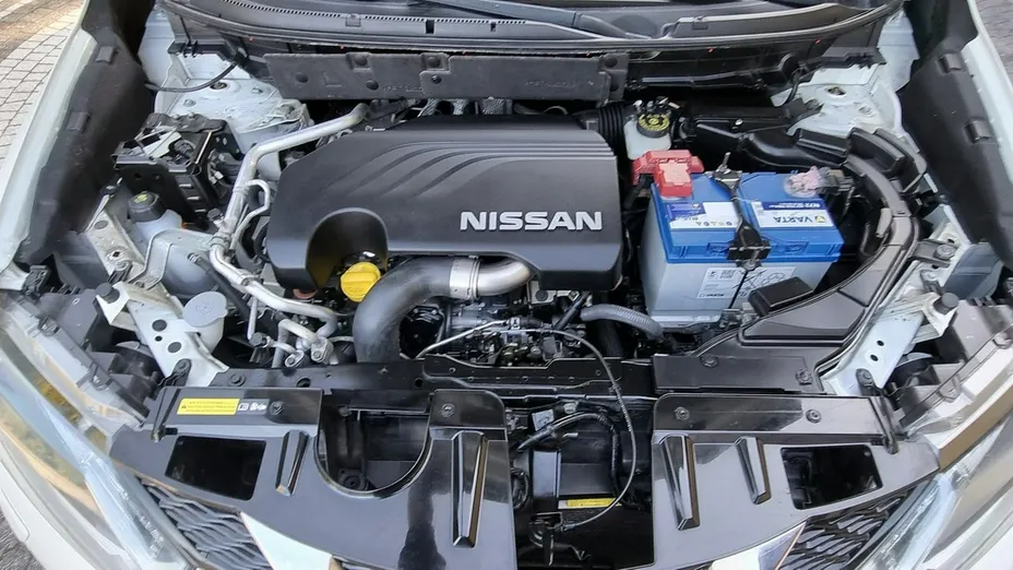 NISSAN X-Trail -