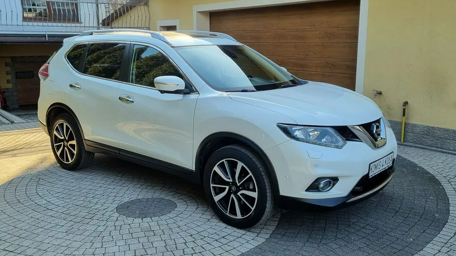 NISSAN X-Trail -