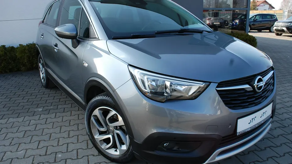 OPEL Crossland X -