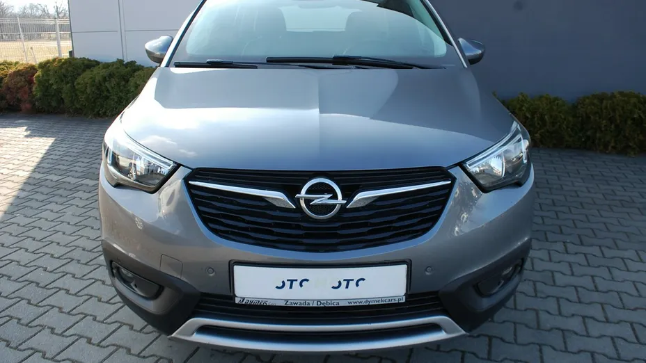 OPEL Crossland X -