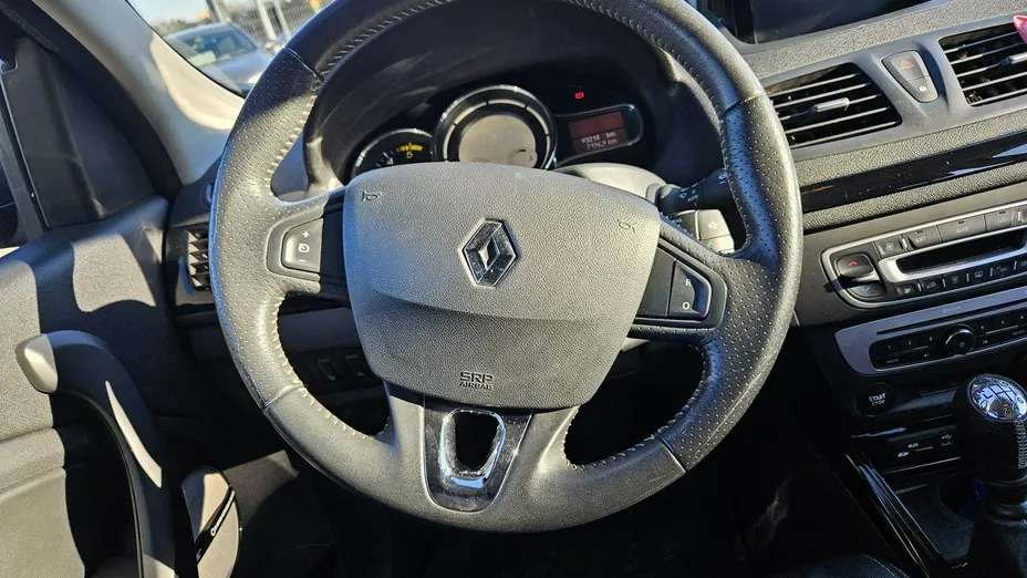 RENAULT Megane -