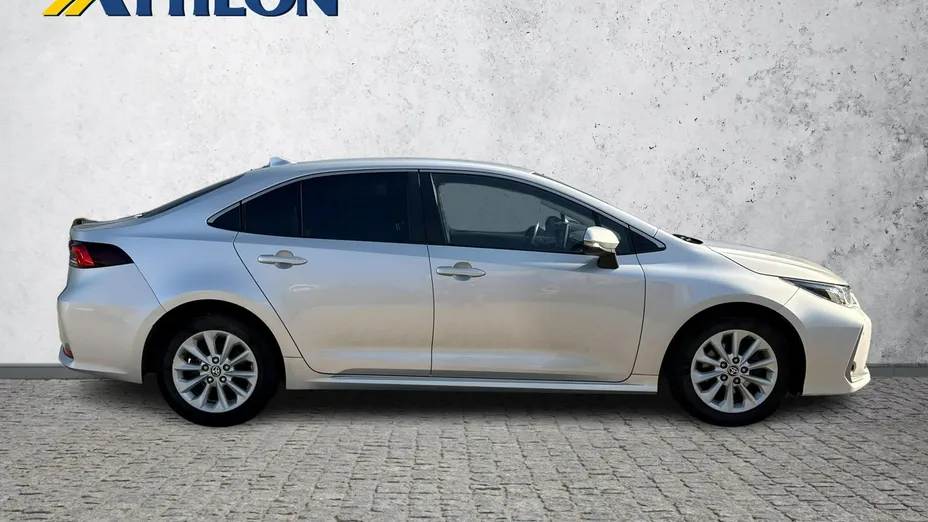 TOYOTA Corolla -