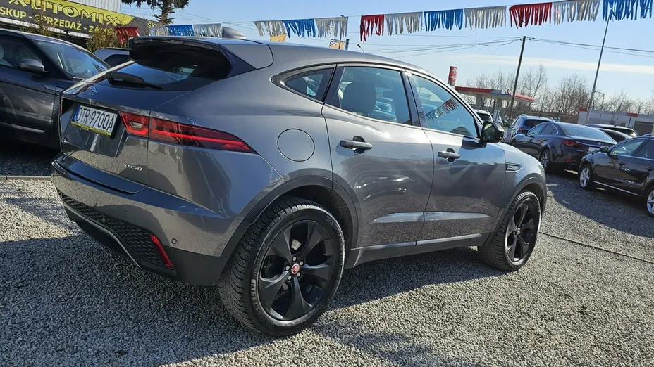JAGUAR E-Pace -