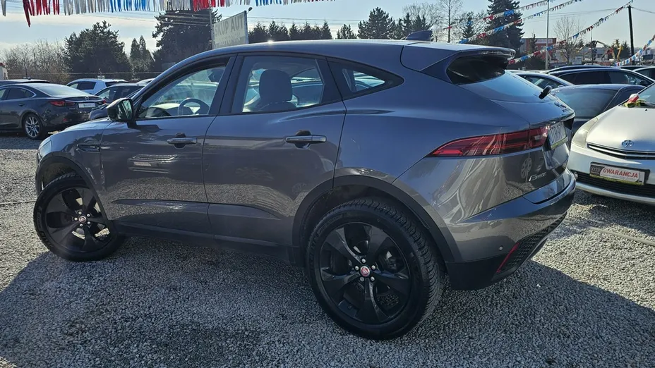 JAGUAR E-Pace -