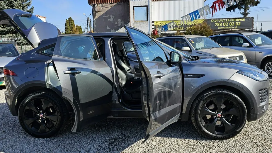 JAGUAR E-Pace -