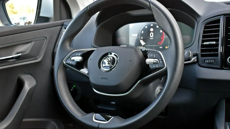 SKODA Karoq -