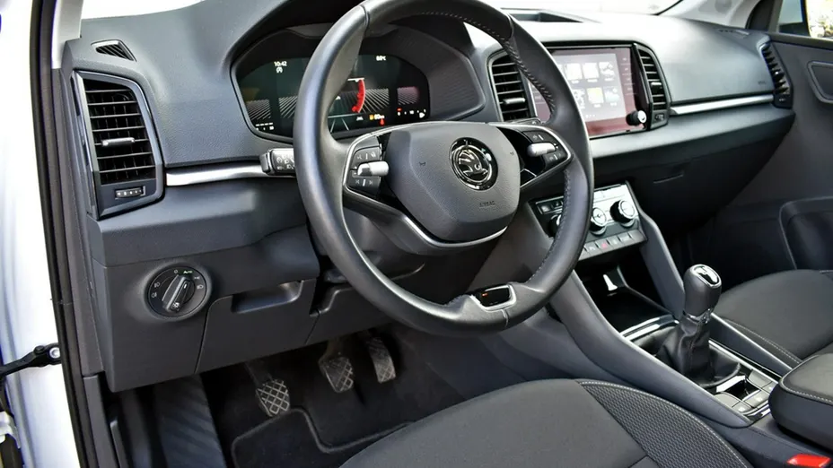 SKODA Karoq -