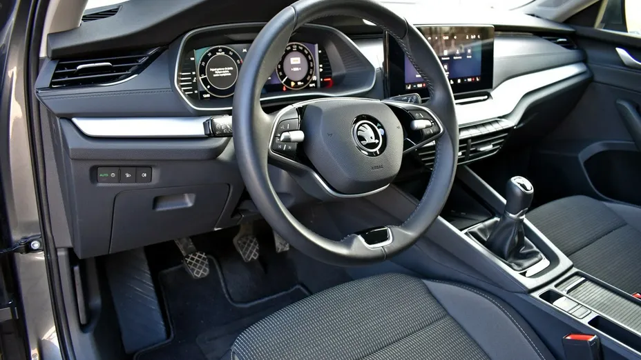 SKODA Octavia -
