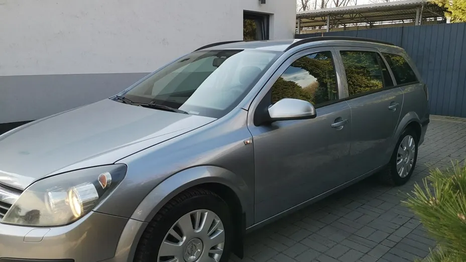 OPEL Astra -