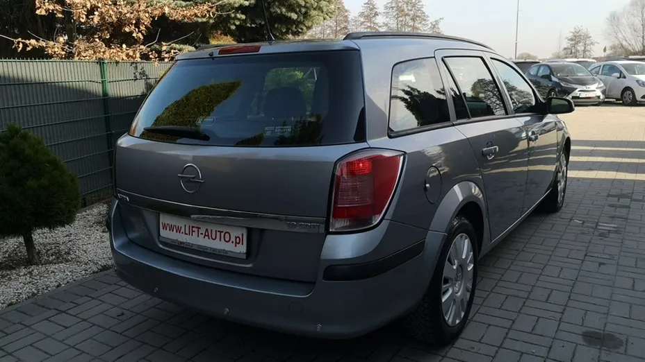 OPEL Astra -