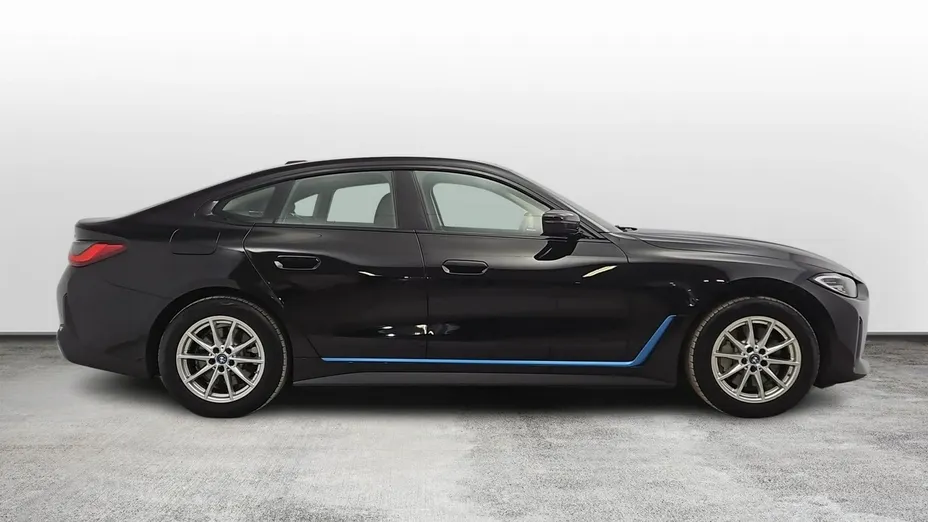 BMW i4 -