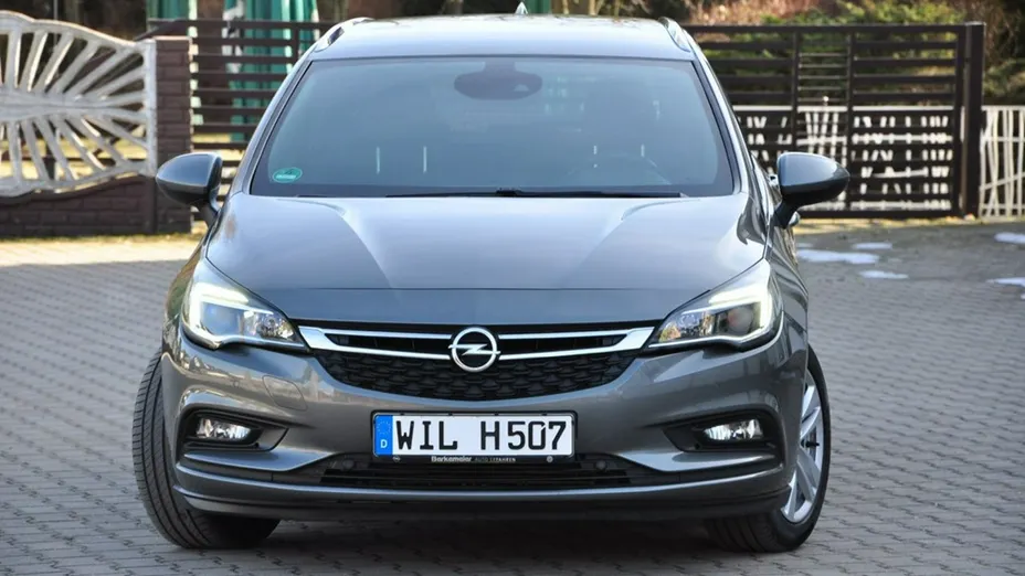 OPEL Astra -