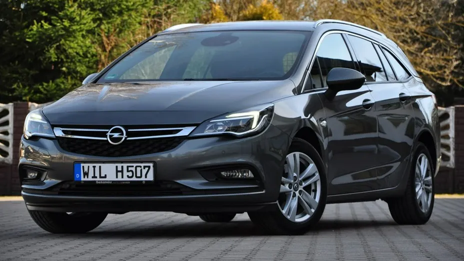 OPEL Astra -