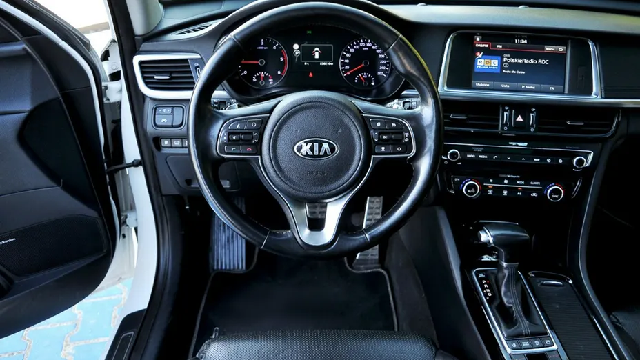 KIA Optima -