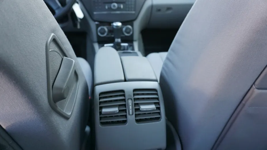 MERCEDES-BENZ C Klasa -