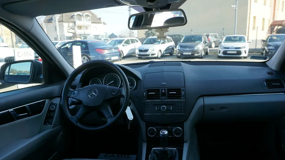 MERCEDES-BENZ C Klasa -