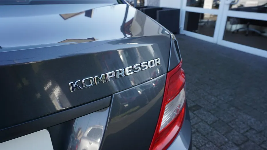 MERCEDES-BENZ C Klasa -