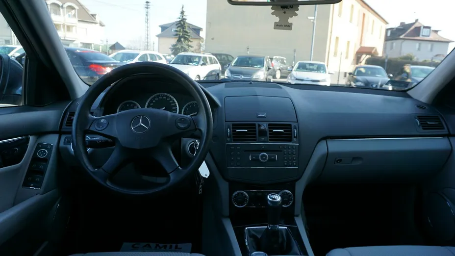 MERCEDES-BENZ C Klasa -