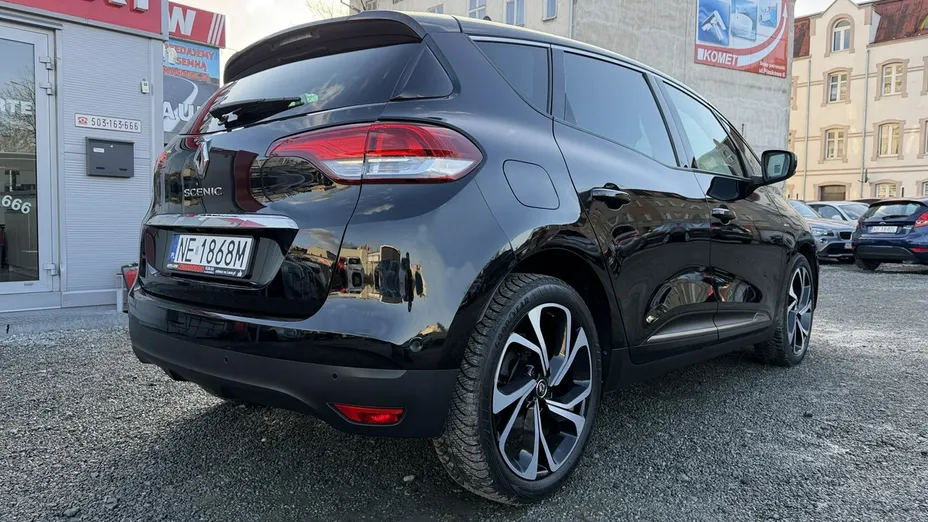 RENAULT Scenic -