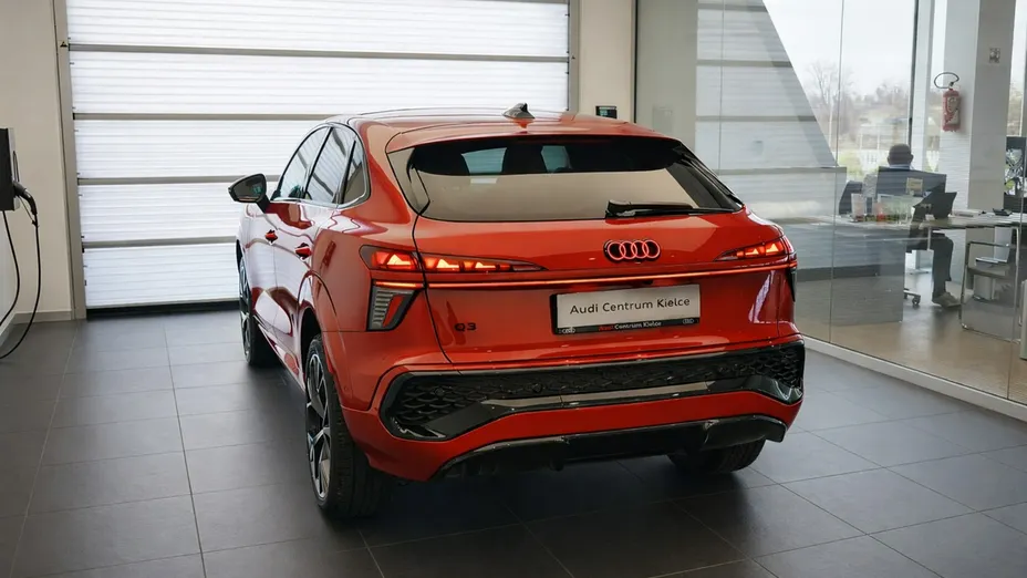 AUDI Q3 Sportback -