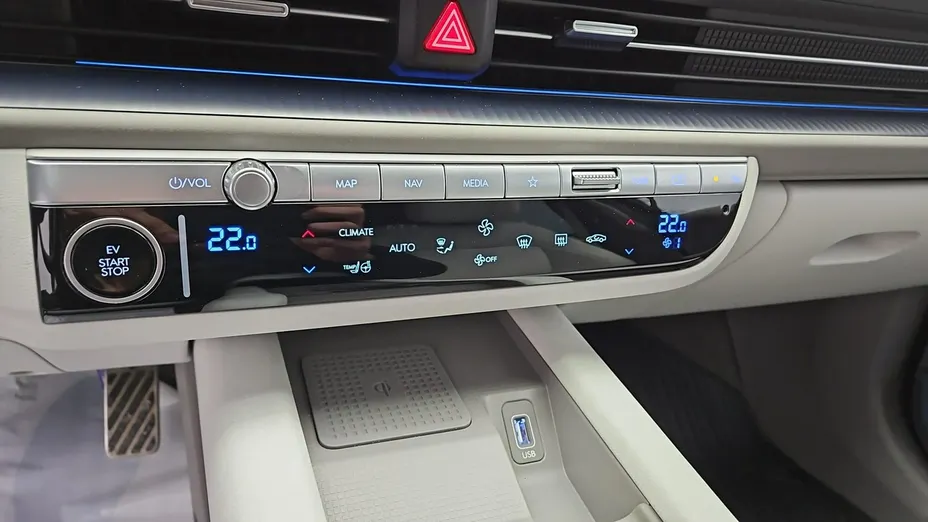 HYUNDAI Ioniq 6 -