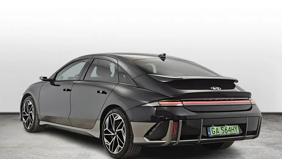 HYUNDAI Ioniq 6 -