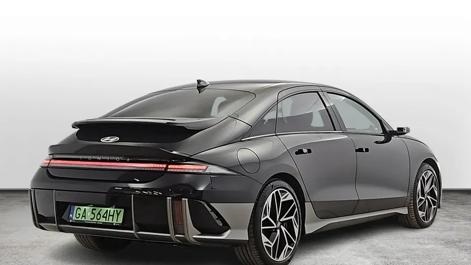 HYUNDAI Ioniq 6 -